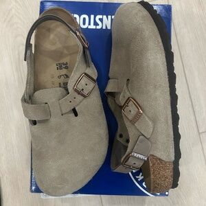 BRAND NEW: Birkenstock Tokio Suede Size 39
